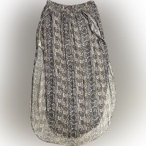 American Eagle skirt. Size large